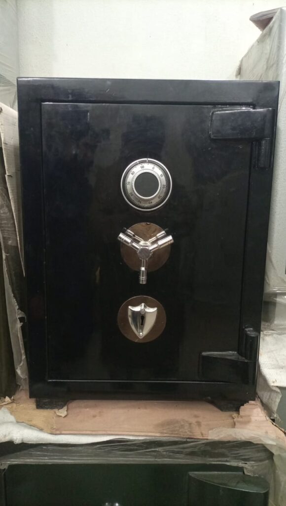 Fireproof safe with combination lock